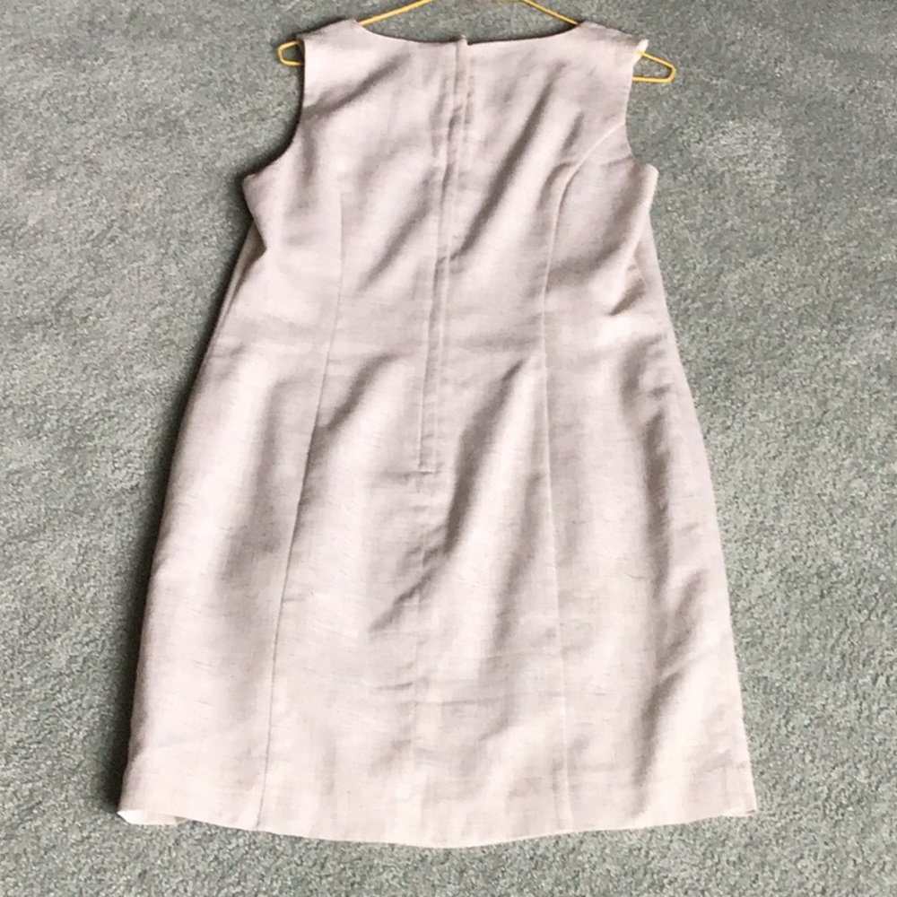 Women’s Dress - Picture 2 of 4